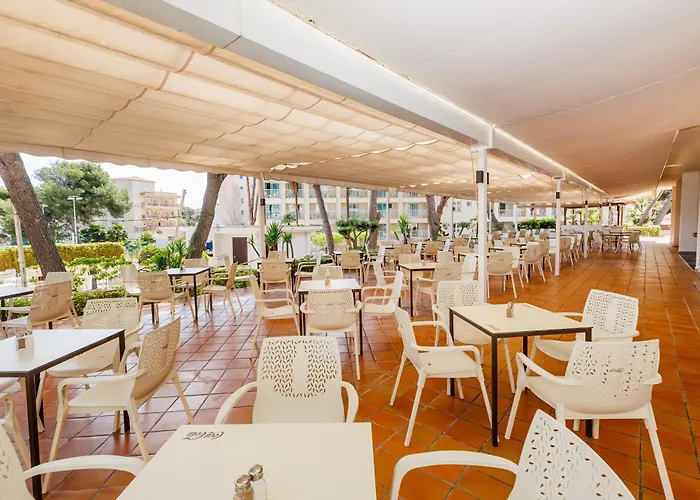 O7 Club Cala Ratajda